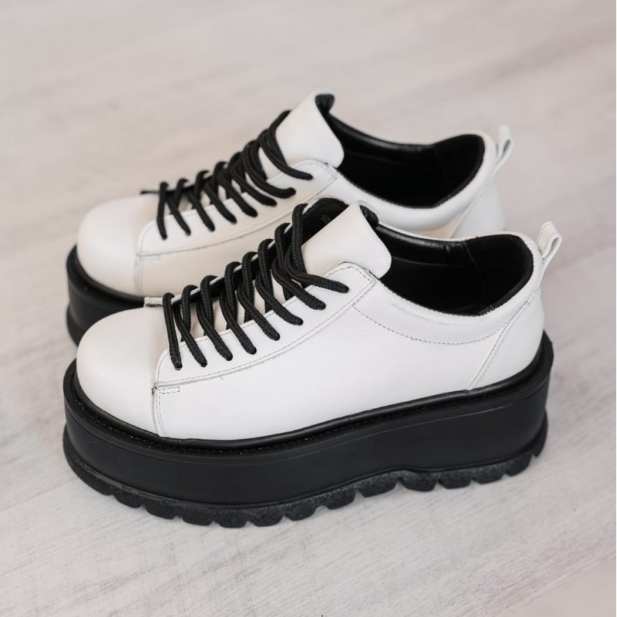 *. Sneakers - Medellin - Full White